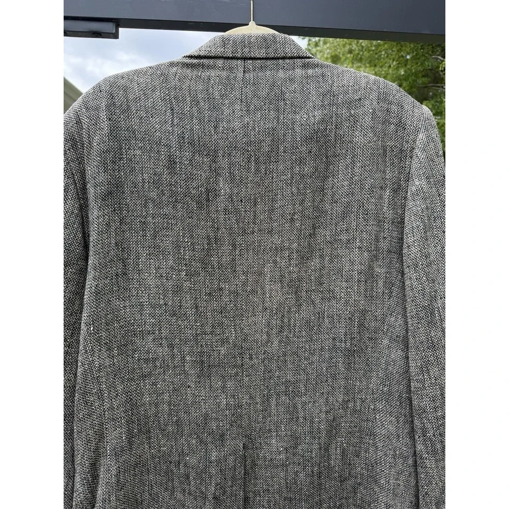 Towncraft Mens 100% Silk Sport Coat Blazer Gray Tweed 2 Button Long.        5284